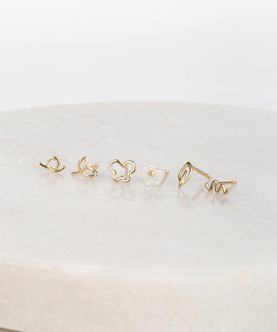 White Daisy Barbell