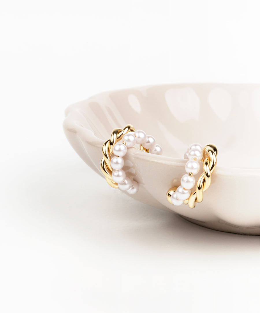 Bold Double Layered Pearl Ear Cuff