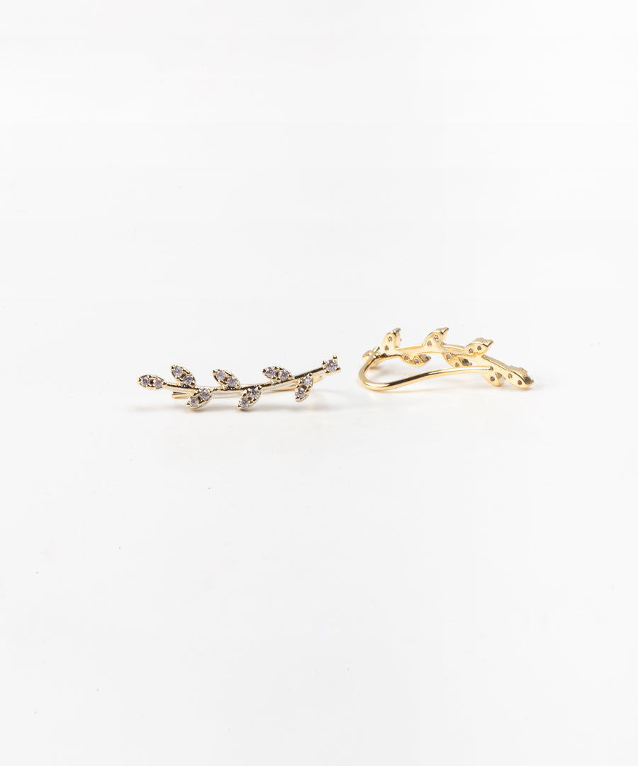 Paved Delicate Leaf Ear Cuff