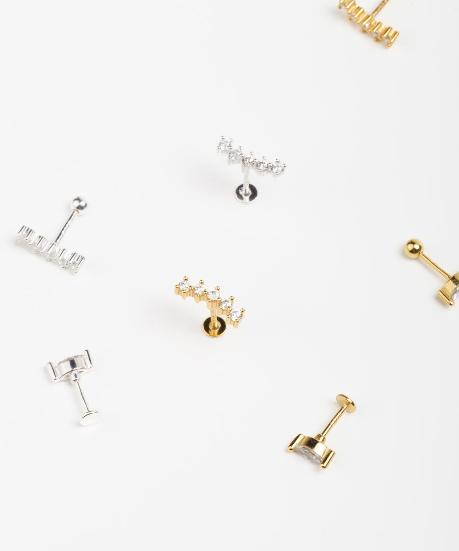 Five Studs Curved Line Stud