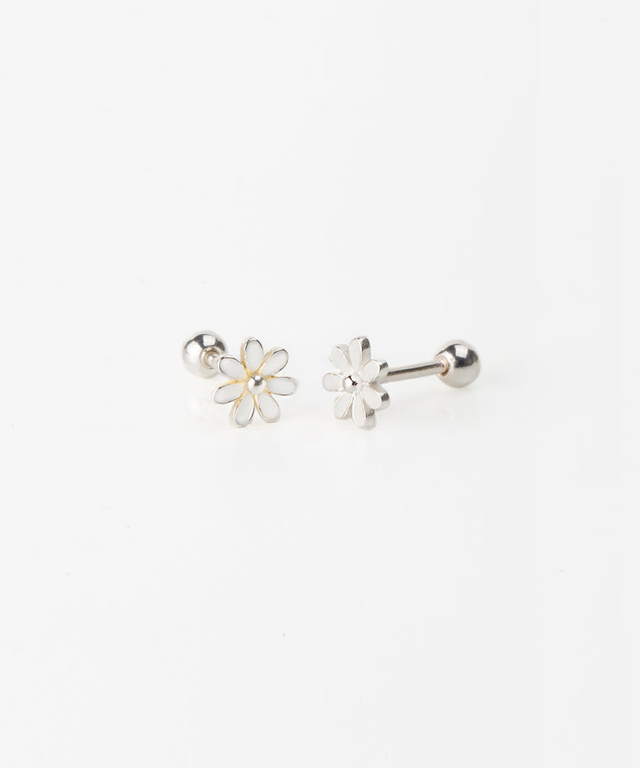 White Daisy Stud